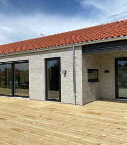 13A9C8AF-81D3-479E-877F-24F369C948EB