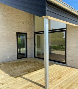 7AE4B850-7246-4FB6-AD30-17E50BBF7547